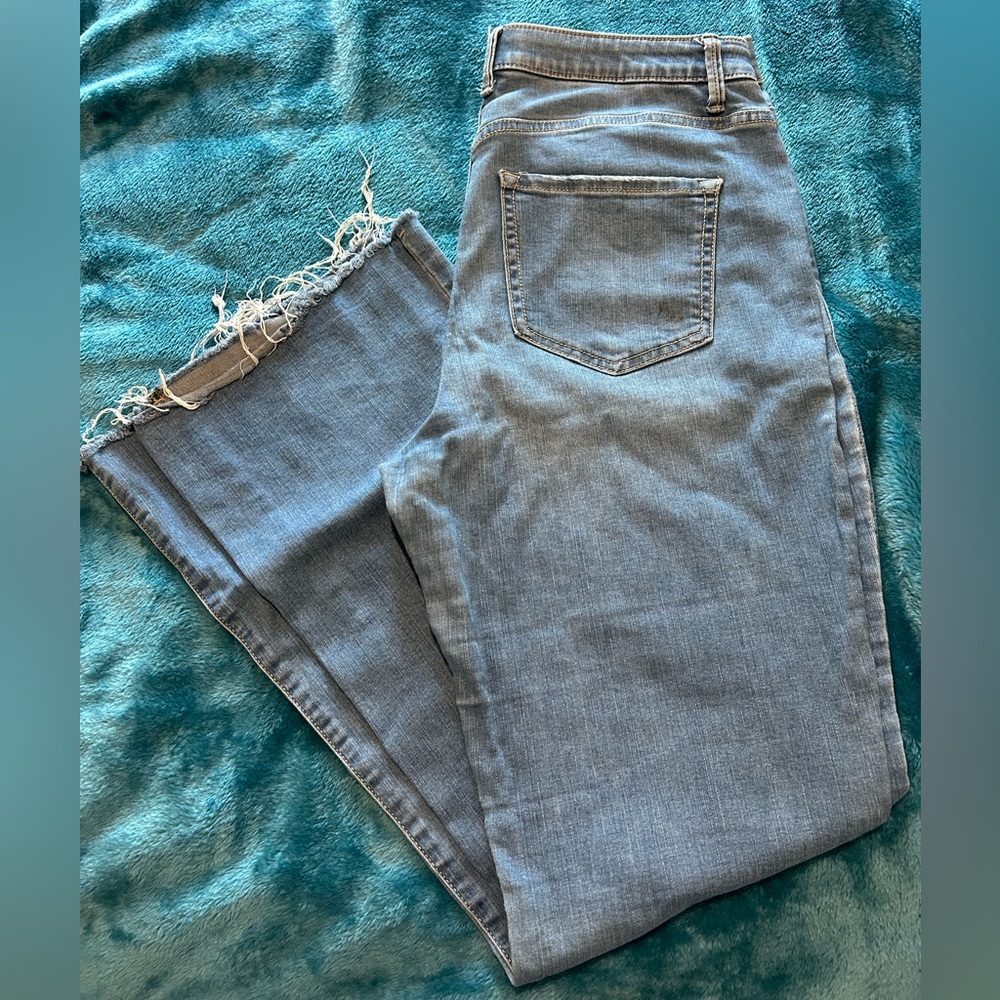 Knox Rose distressed light blue jeans